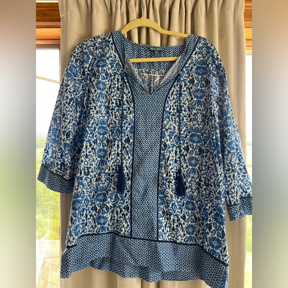 Fleur Blue tunic, Size L